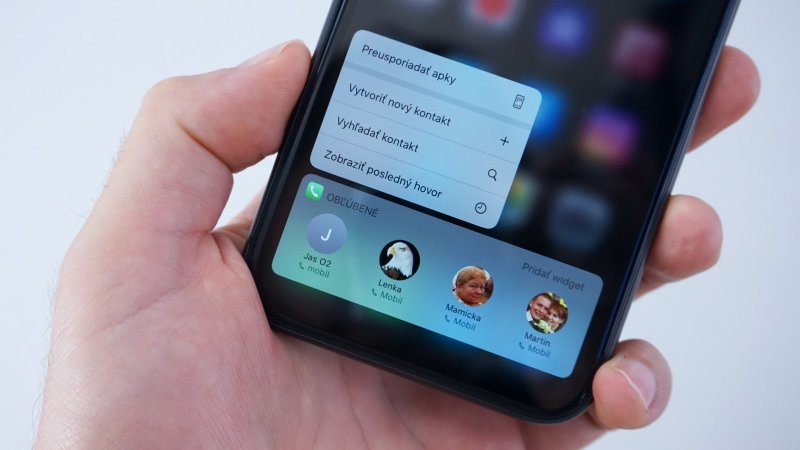 Apple iPhone 11 -  podržanie prsta na apke Telefón