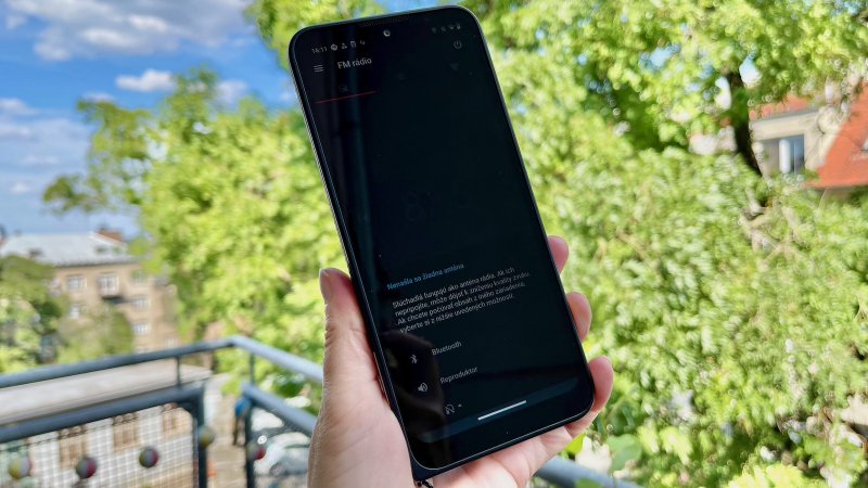 Motorola Defy (2021) - recenzia