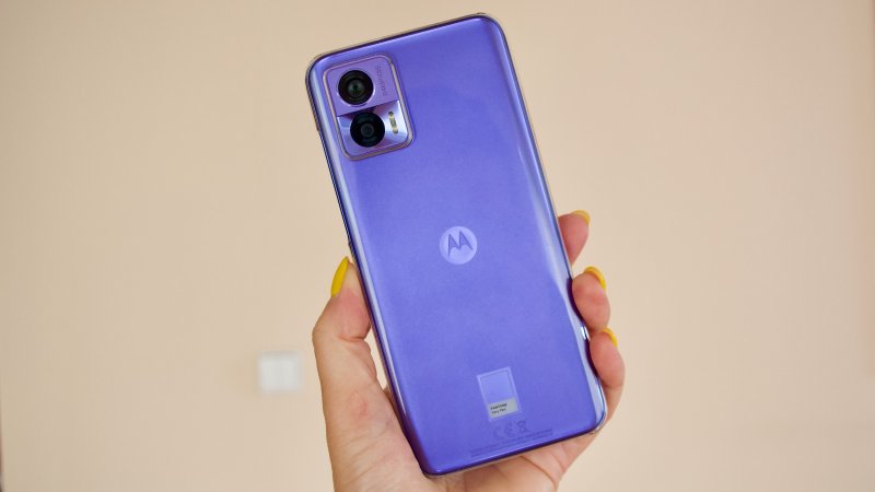 Motorola Edge 30 Neo - recenzia