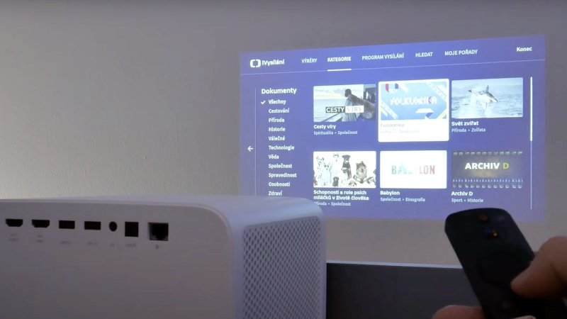 Xiaomi Mi Smart Projector 2 Pro video