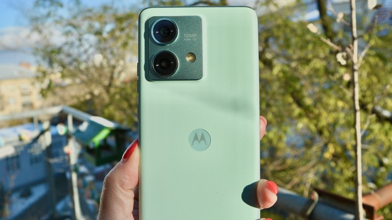 Motorola Edge 40 Neo recenzia