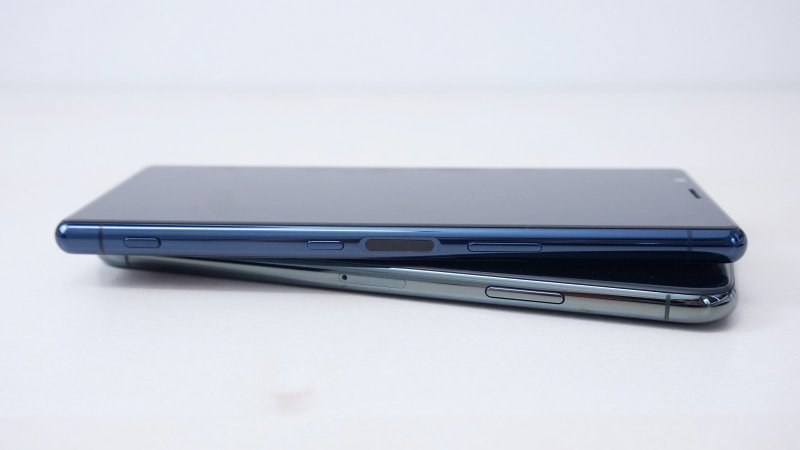 Sony Xperia 5 - spúšť fotoaparátu v bočnej stene