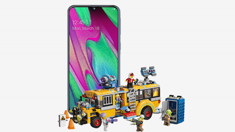 Samsung Galaxy A40 a stavebnica Lego v Telekome