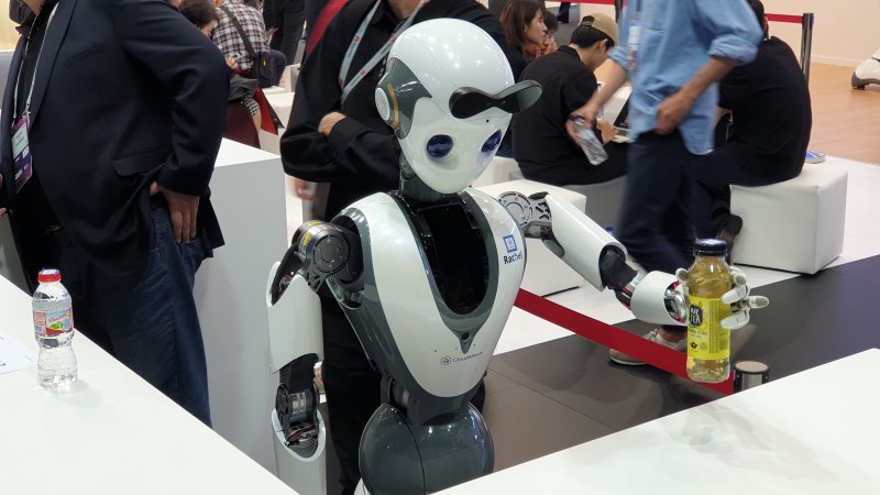 Robot Rachel na MWC 2019