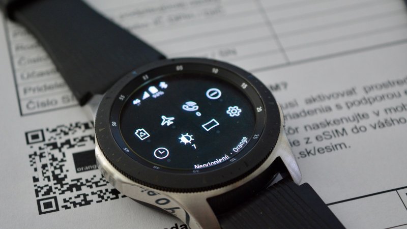 Samsung Galaxy Watch s podporou eSIM