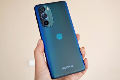 Motorola Edge 30 Pro - recenzia